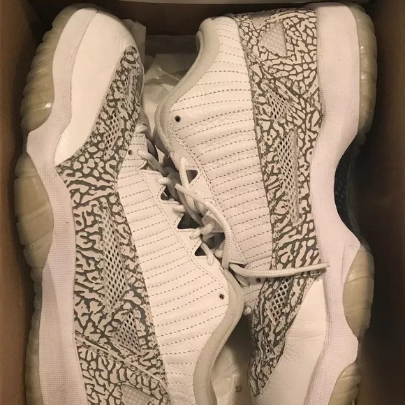 Jordan Other - Air Jordan 11 Retro Low